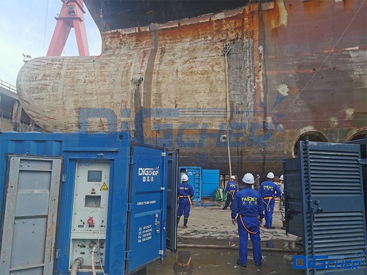 德高潔CR4D船舶除銹機(jī)器人效率對(duì)比